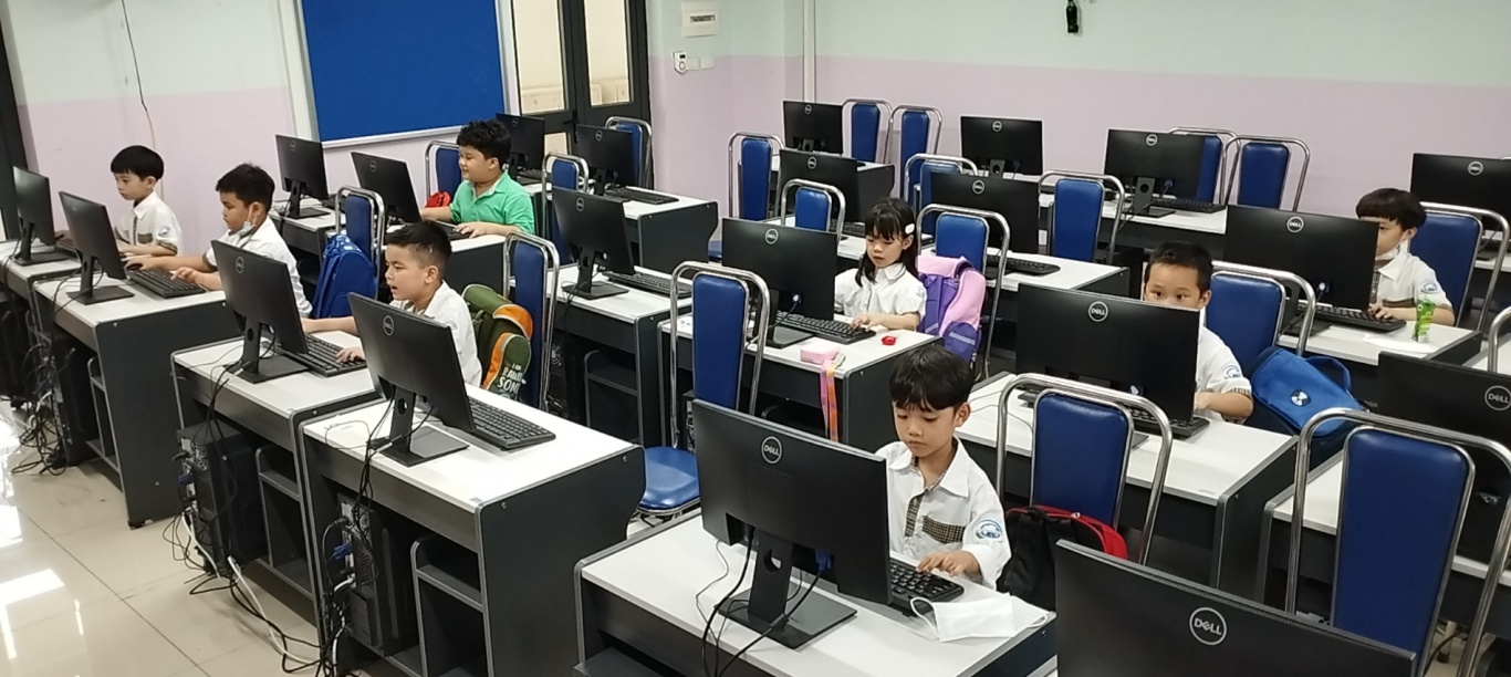 ĐTGROUP triển khai clb lập trình 3D Minecraft Edu tại các trường học